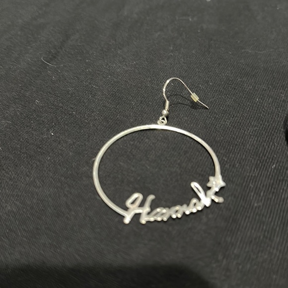 Hannah Montana Hoop Earrings - Picture 2 of 4